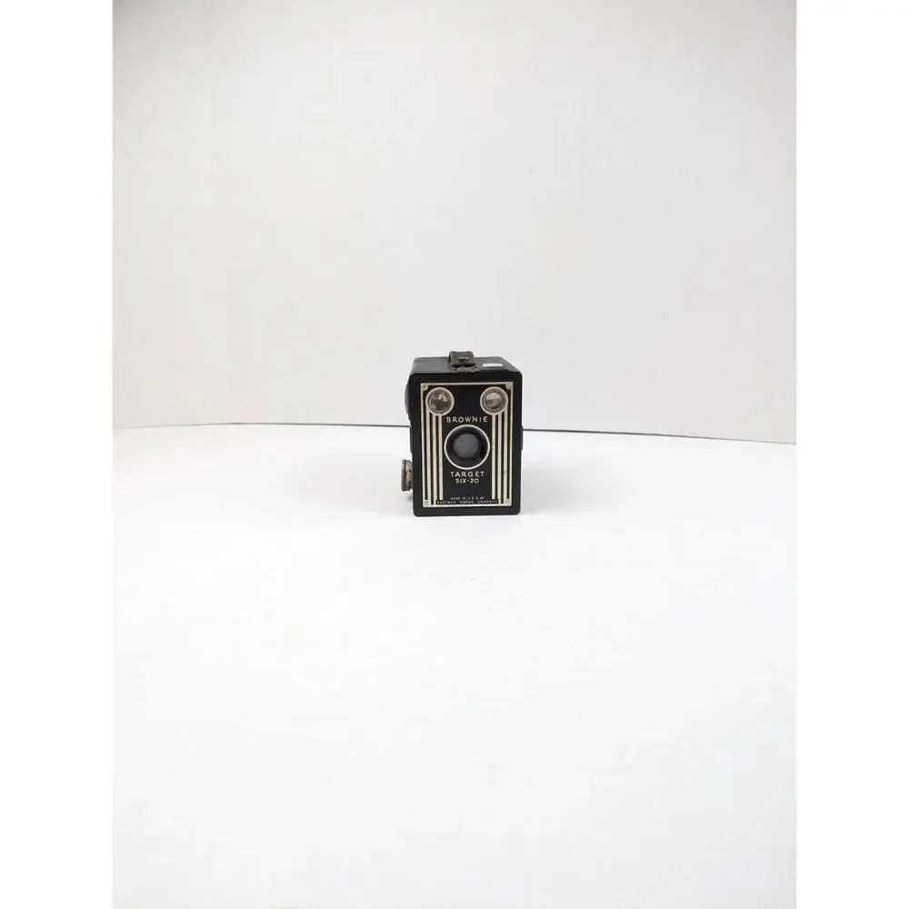 Kodak Brownie Target Six-20 Camera Art Deco Box 620 Film Vintage Display
